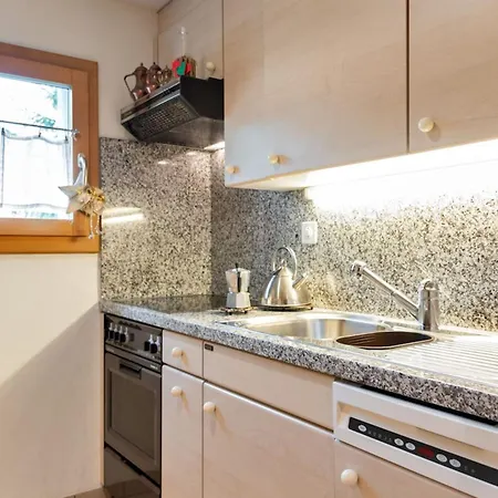Apartment Chesa Pedra - Celerina *